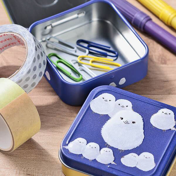 「キャンディ缶 シマエナガ柄」（ブルー）