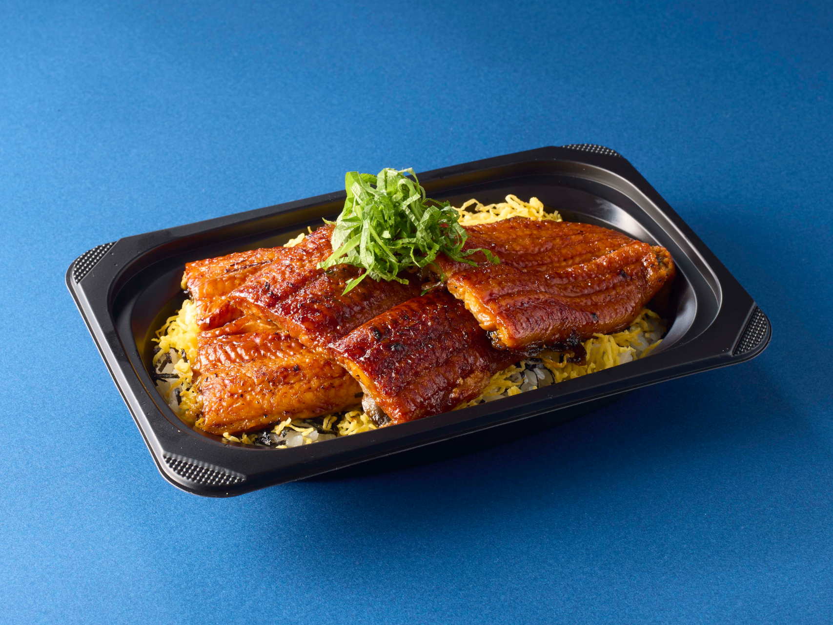 うなぎ一匹極み弁当（2604円）