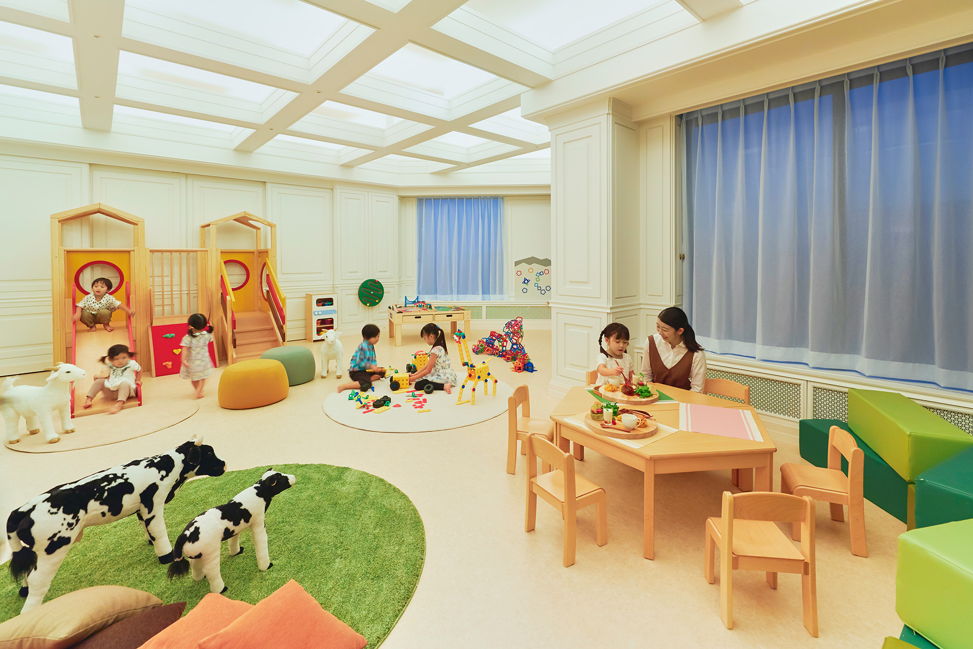 サウス棟30階に用意されているキッズサービス