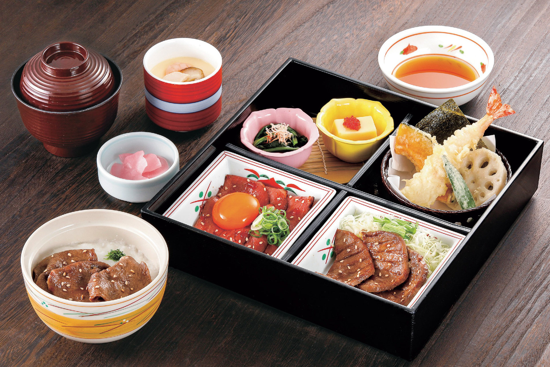 「牛タン御膳」（2858円）