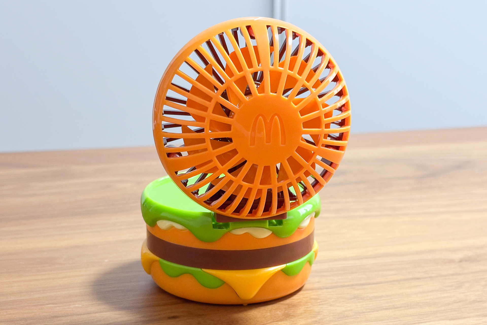 「マクドナルドのサマーチャンスバッグ 2025」の「ビッグマックファン」