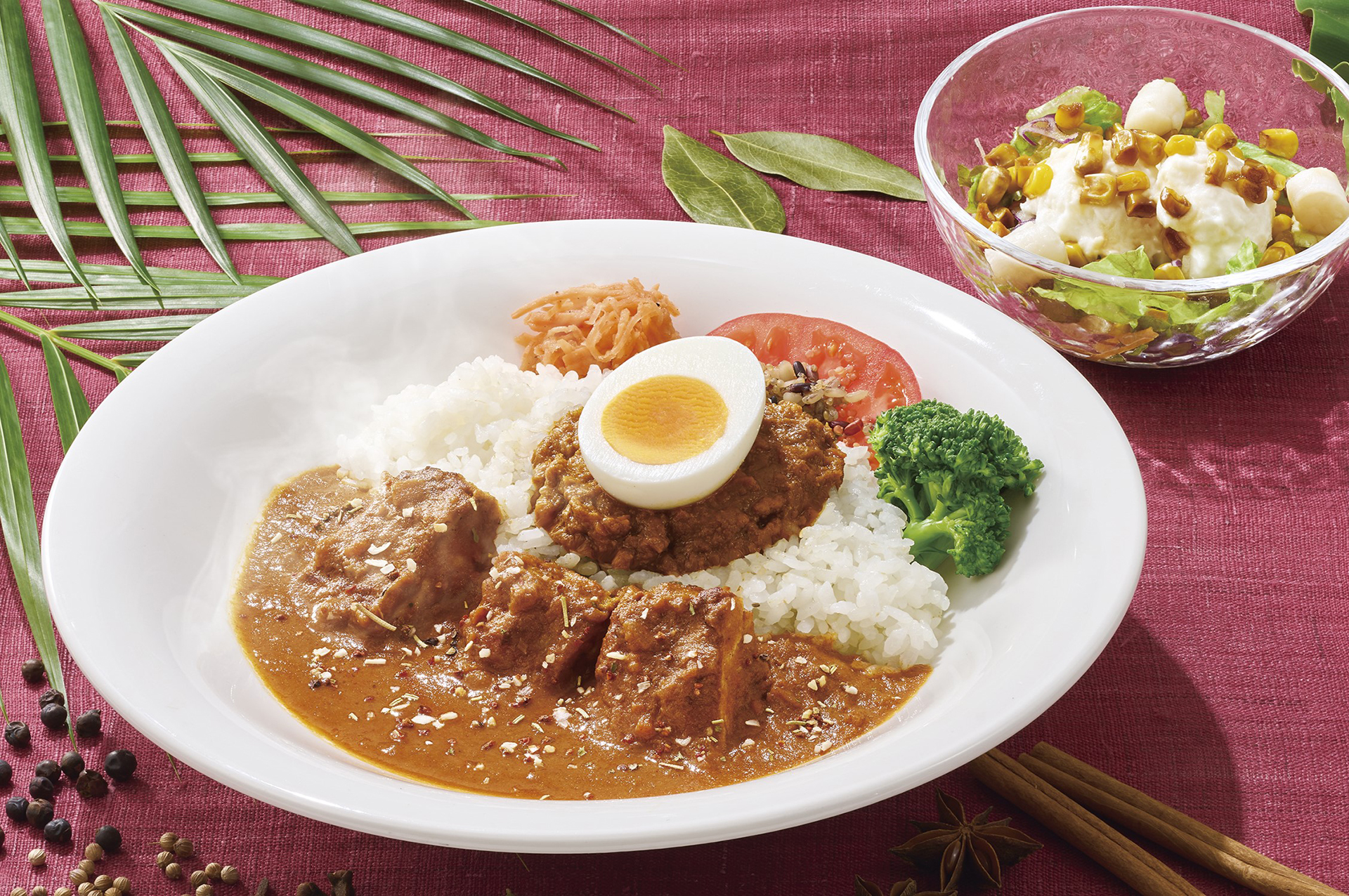 「武蔵野スパイスカレー」（ジョナサマーセット）