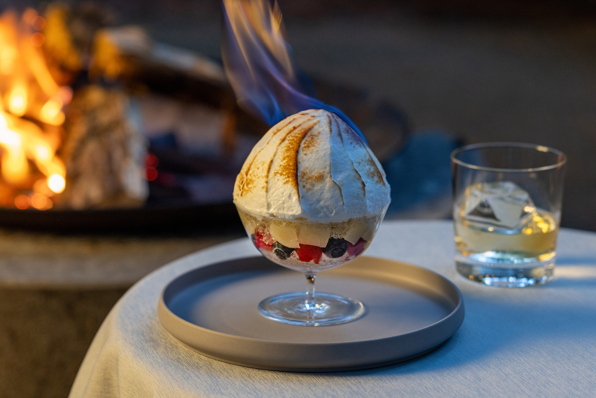 星のや富士「夏夜の森 グランピング焼き氷」