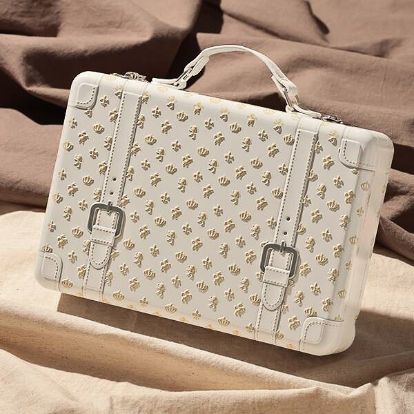 「トランク缶 サマー」（ゴールド）