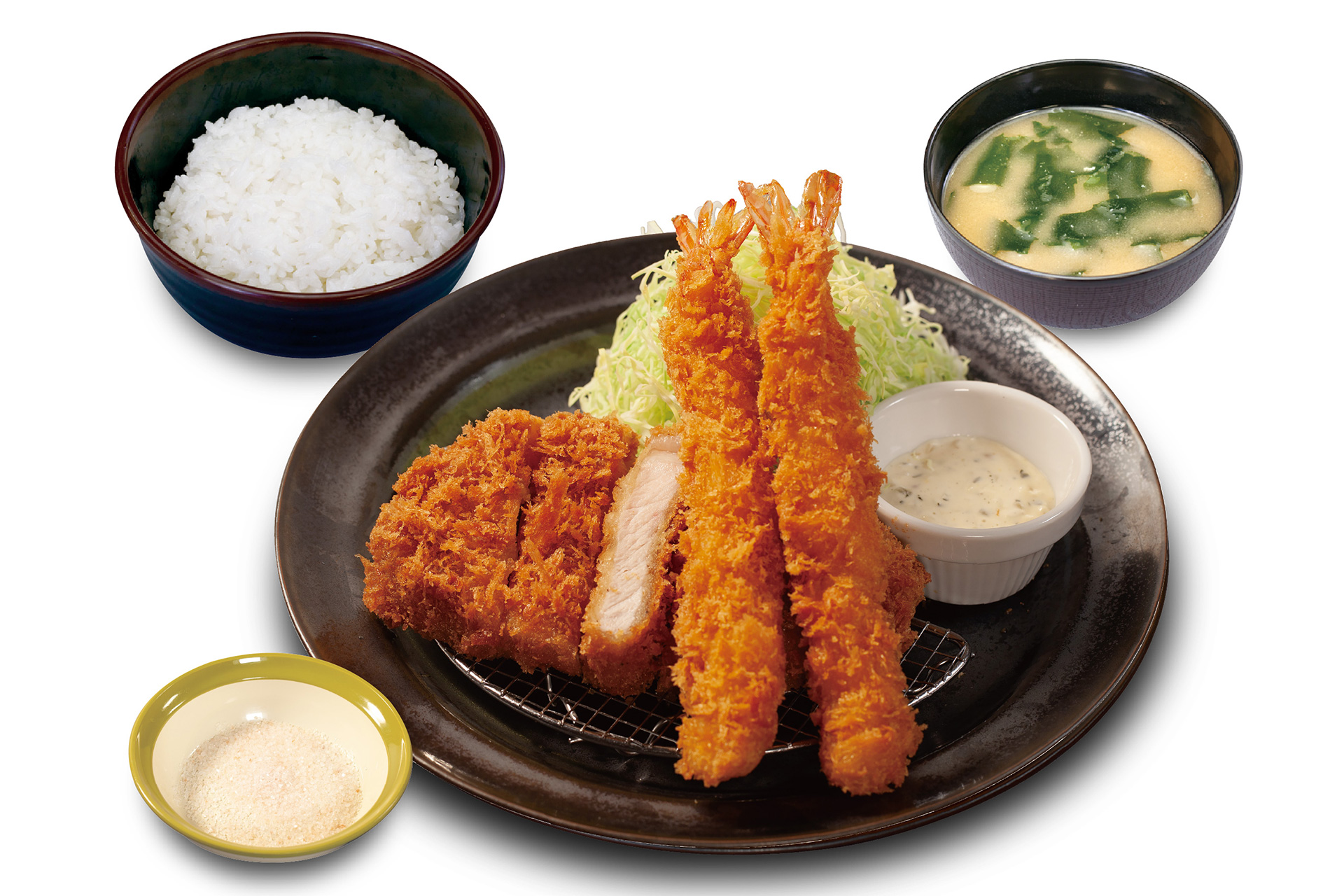 国産 麦小町ロースかつ＆海老フライ定食（2尾 1630円）