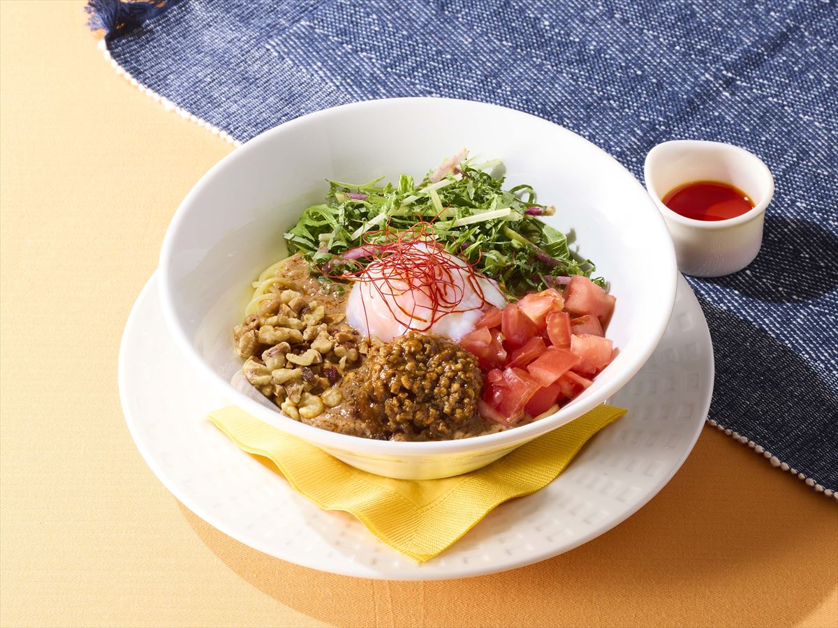 ココスの冷やし担々麵（1199円）