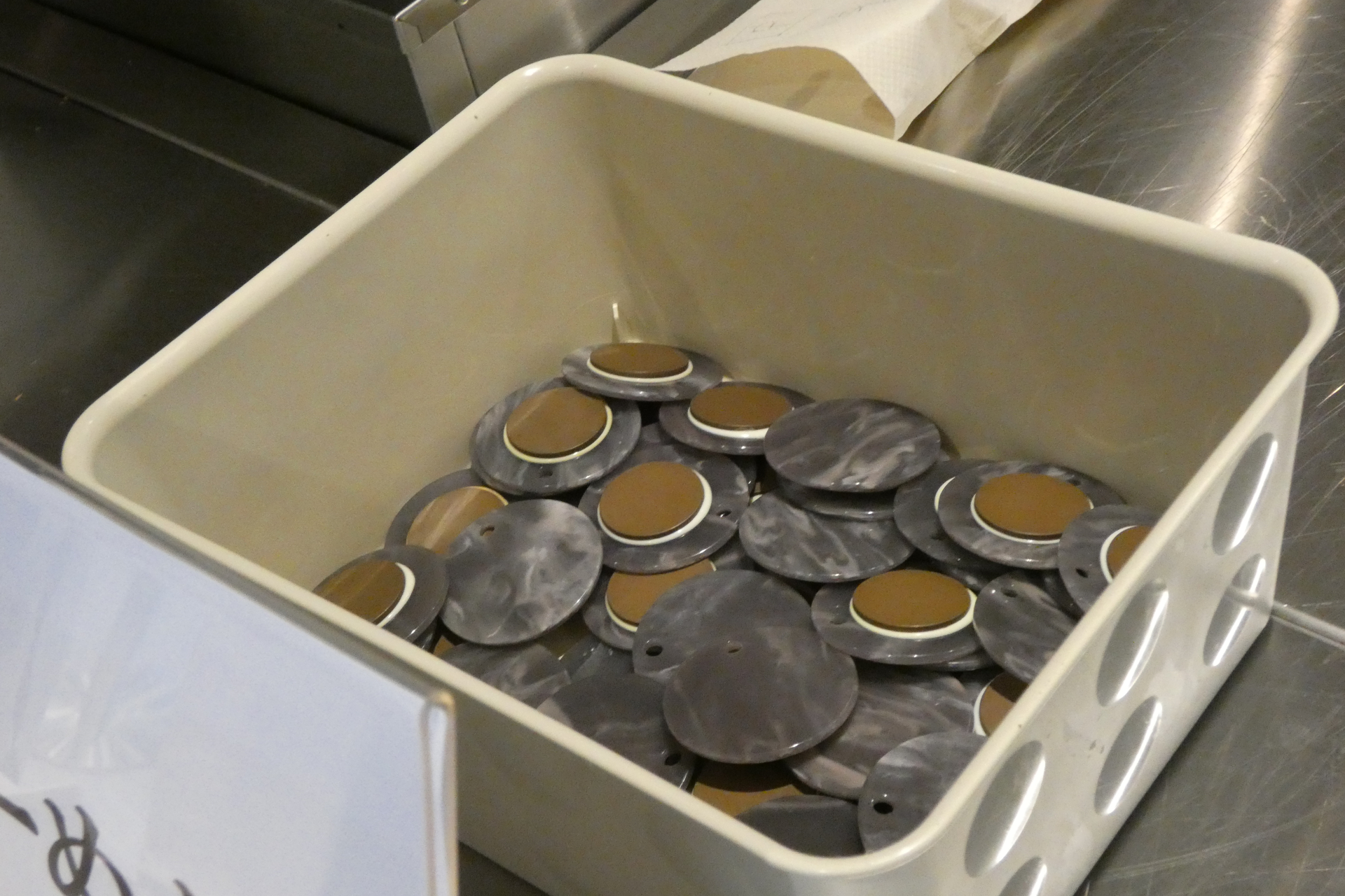 大盛を頼んだ場合は追加の札で料金調整