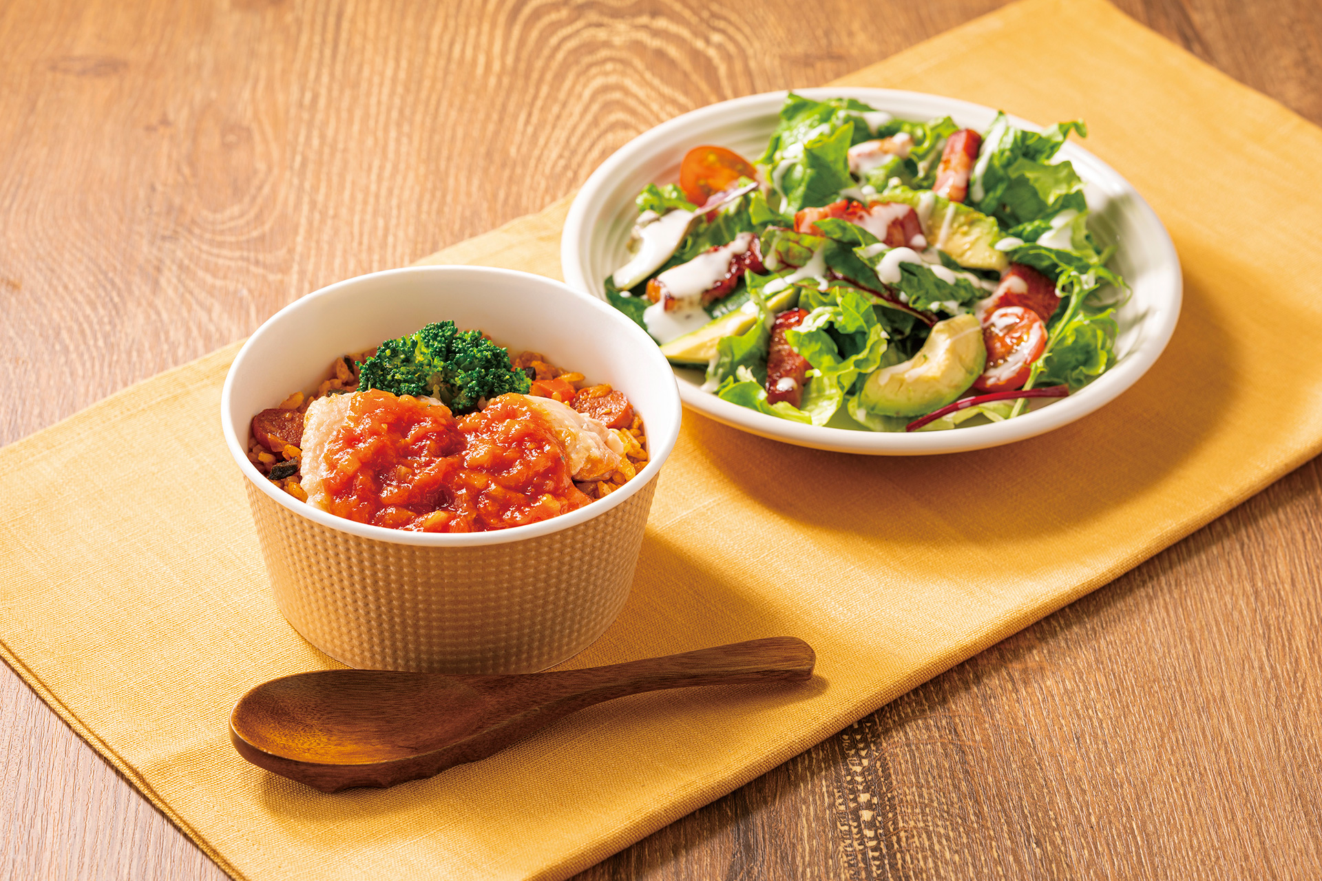 チキンジャンバラヤ（686円）