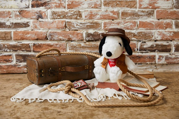 カウボーイスヌーピーぬいぐるみ