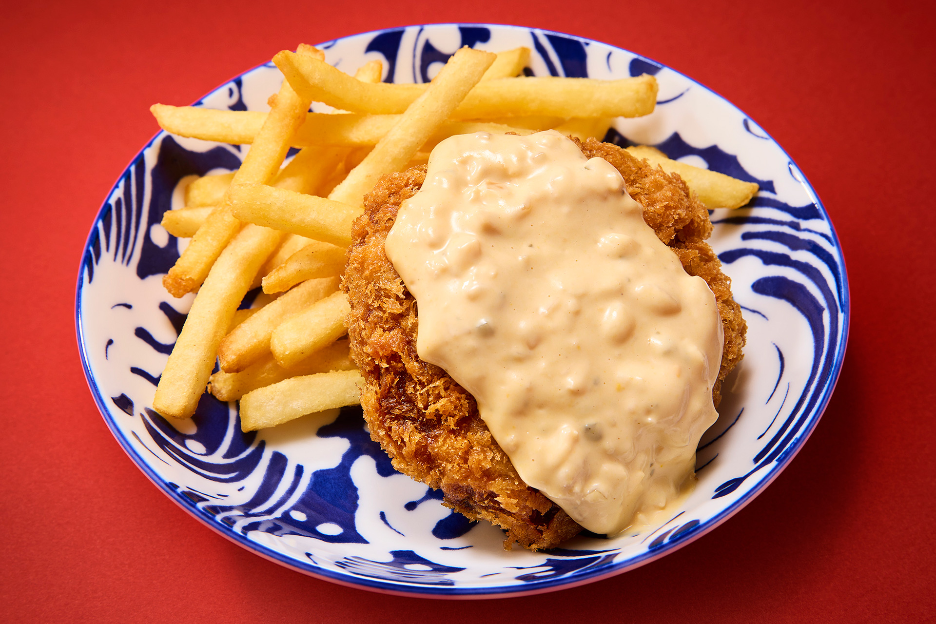 “格之進の肉おじさん”ジューシーメンチカツwithポテト（968円）