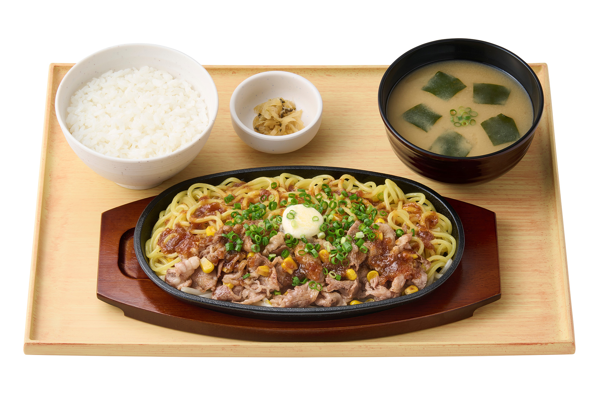 やよい軒「牛バターちゃんぽん焼定食」（1150円）
