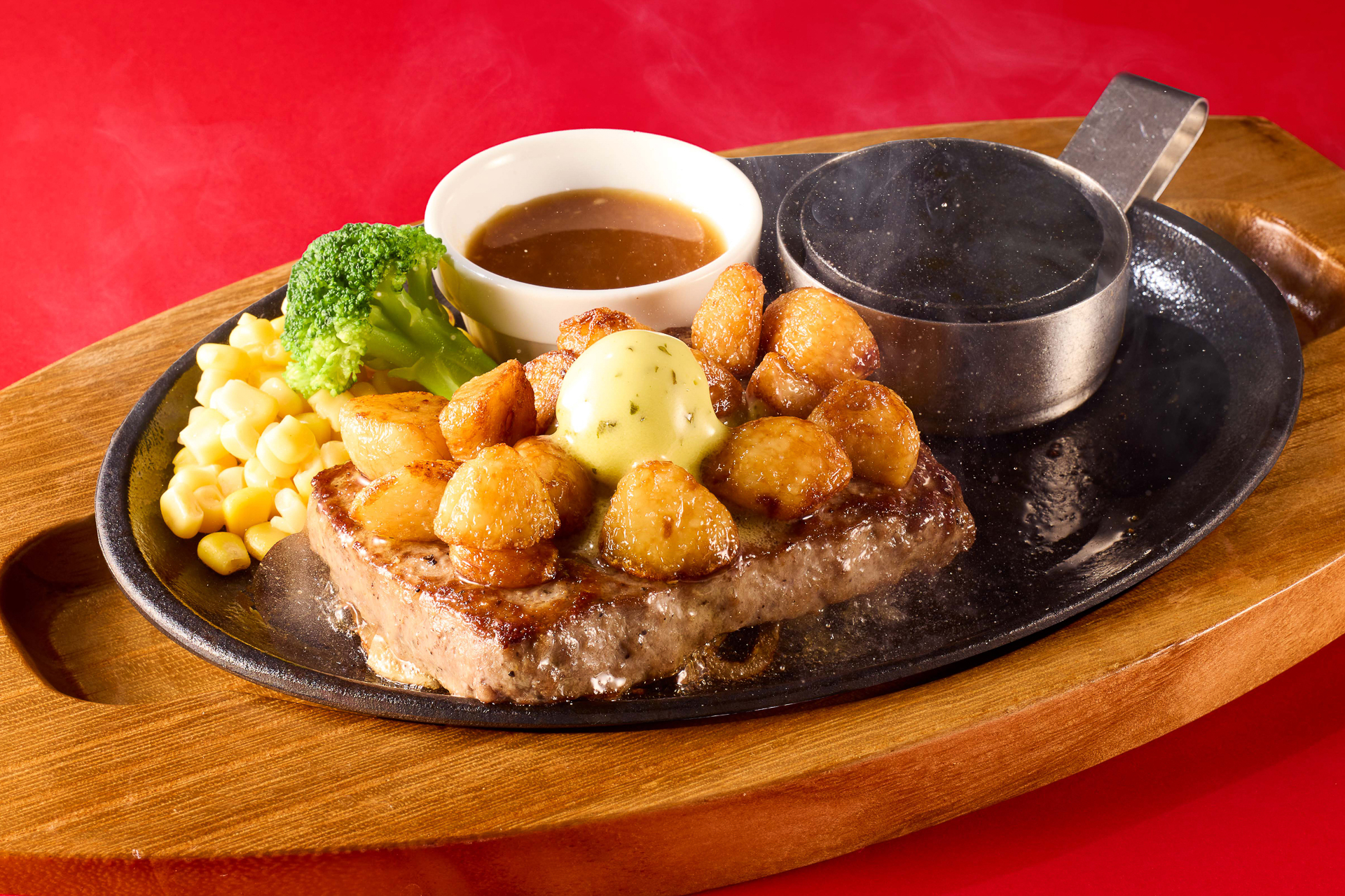 「ビーフハンバーグステーキ ガーリック」（1199円）