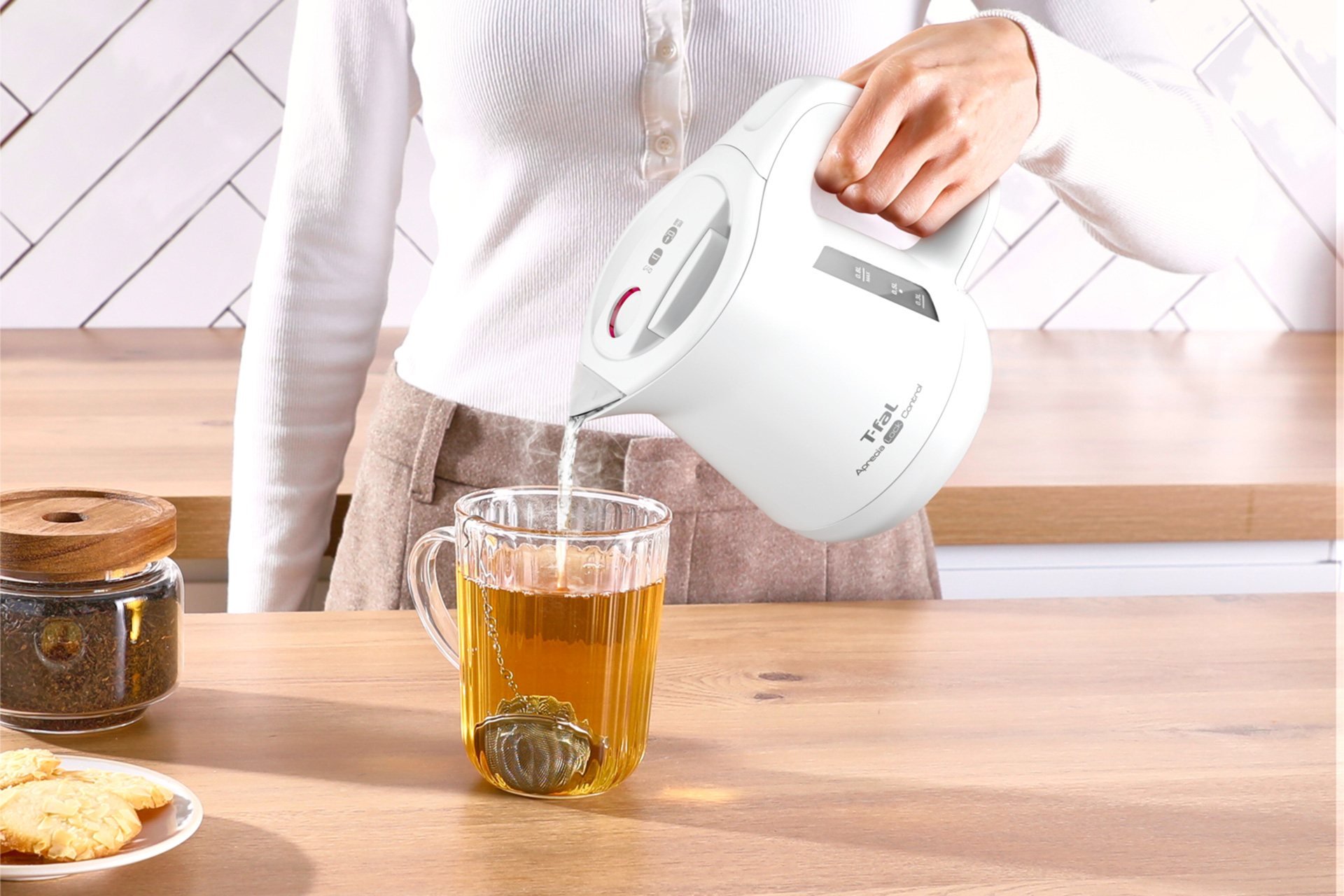 ハンドルは握りやすい形状