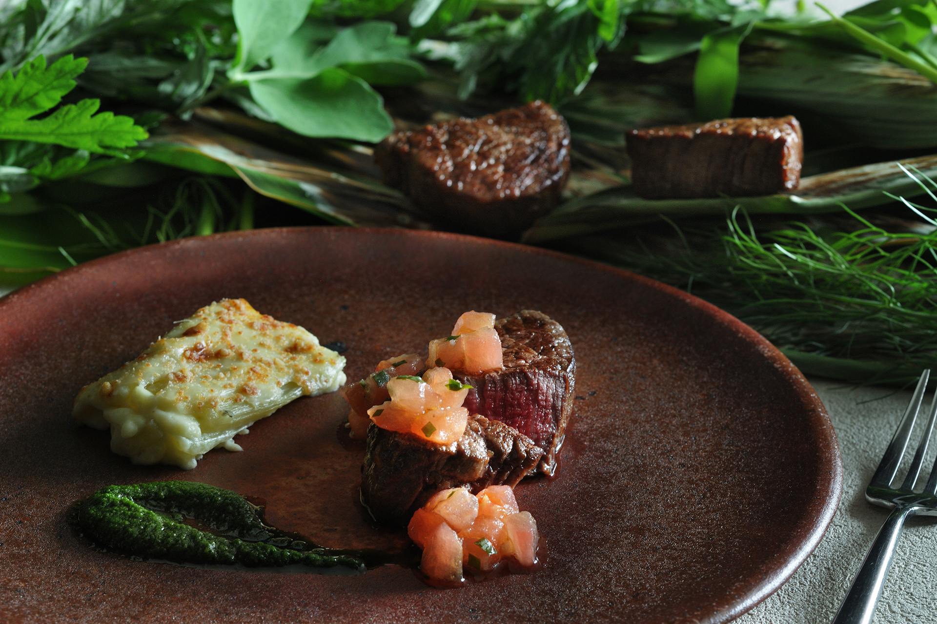 「Nuchigusa 牛フィレ肉 命草のグレモラータ」