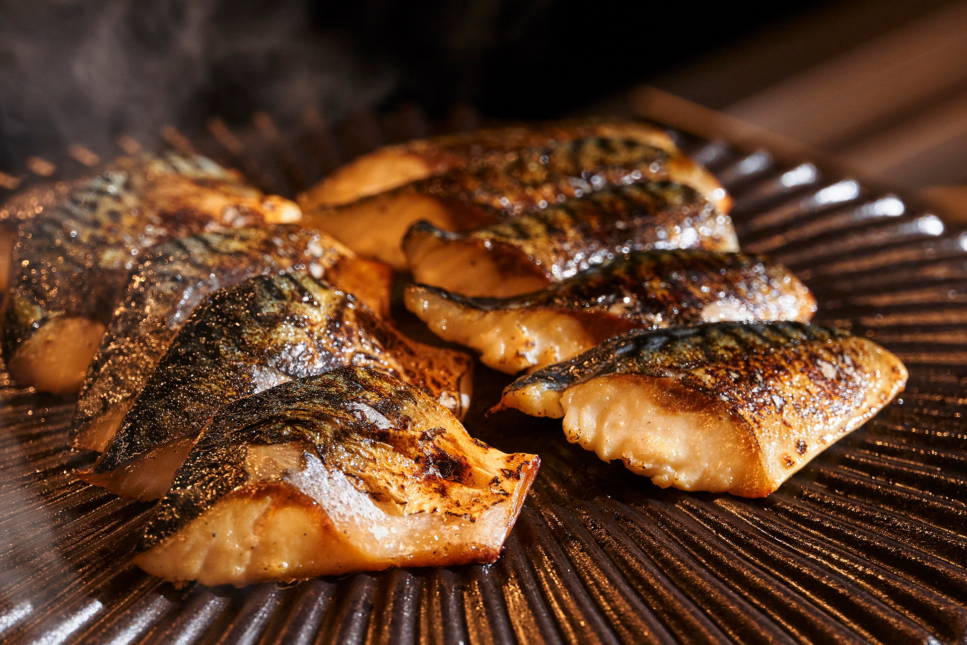 グリルで焼き上げる「焼き魚・さば」