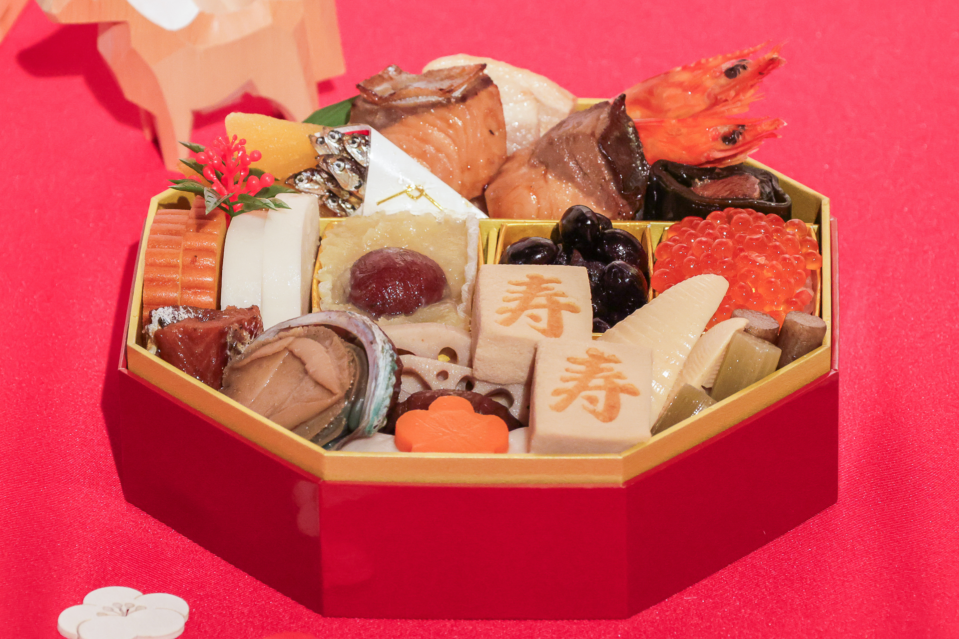 08. プロのひと品 橋本料理長監修 和風一段重「撰」（1～2人前・1万3824円・9月1日～）