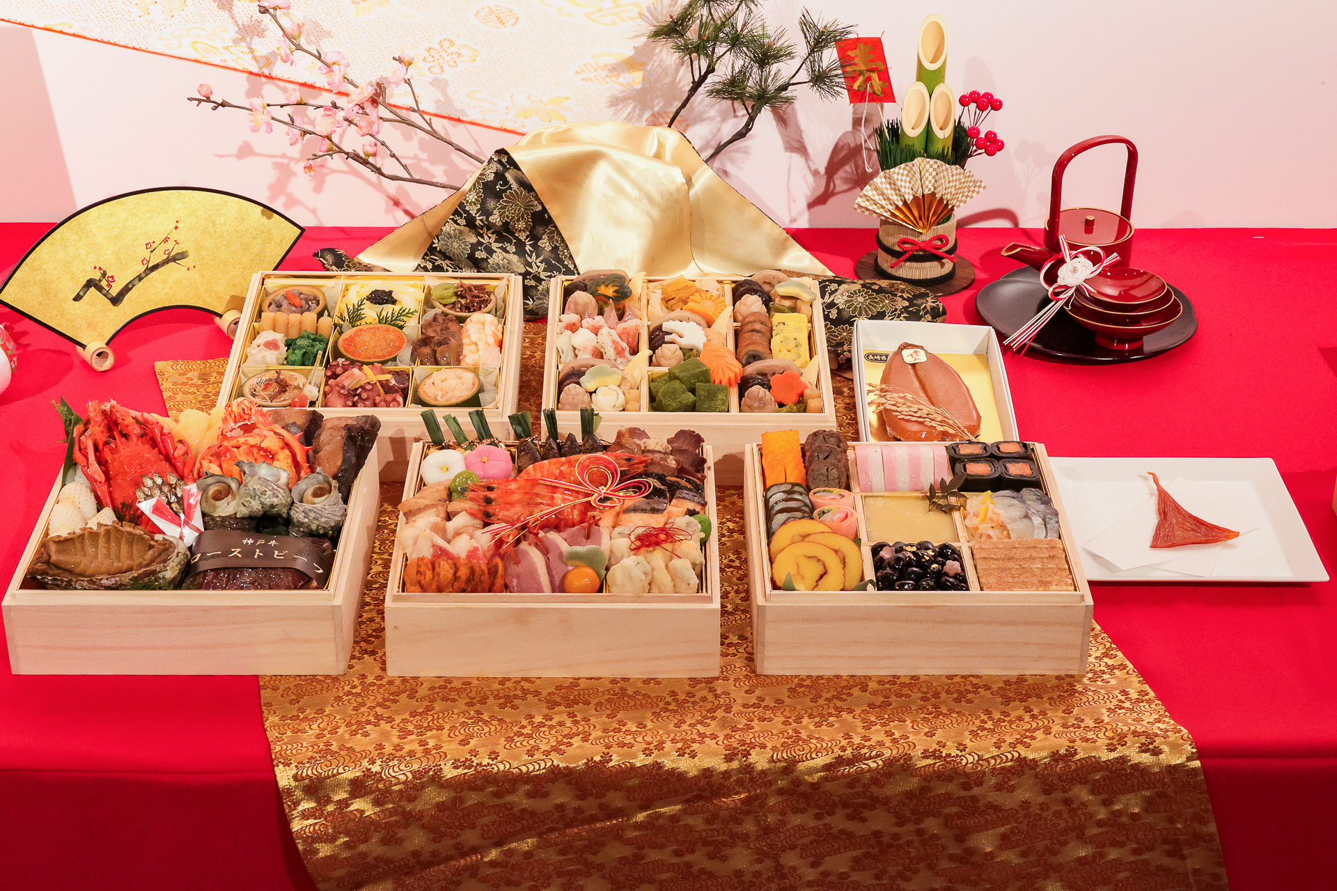 19. 京都 貴船右源太監修 和五段重「氣生根」（4～5人前・10万8000円・8月1日～）