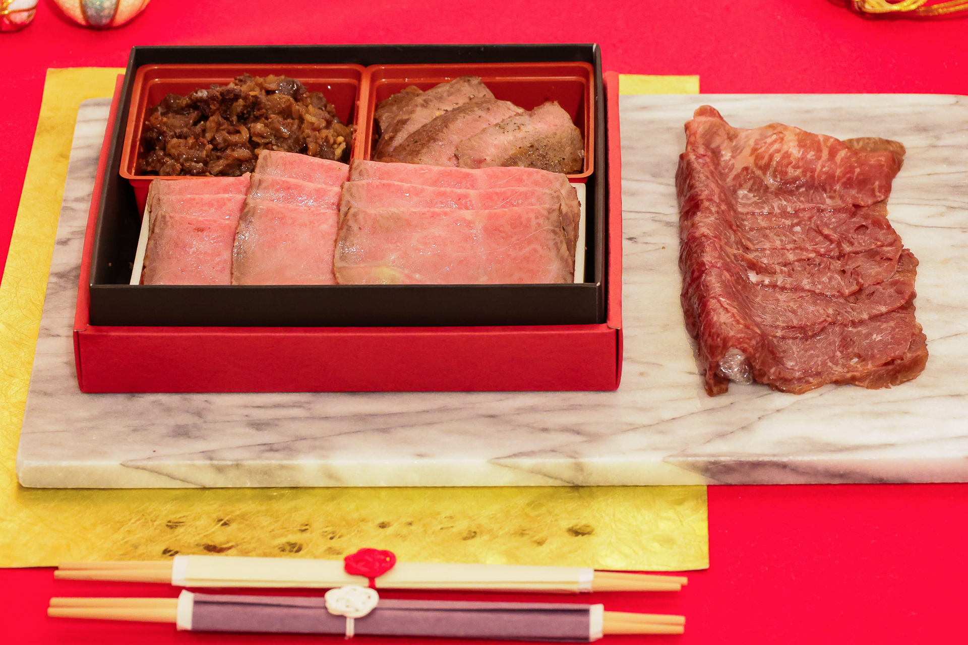 23. 最高級A5ランク 仙台牛 お肉のおせち 一段重（1万4904円・10月1日～）