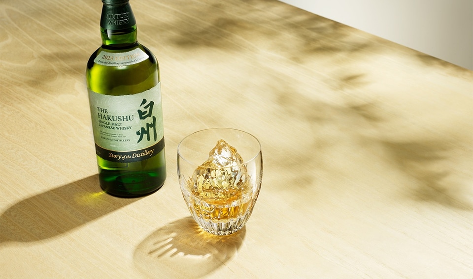 サントリー - 白州　シングルモルト　サントリー サントリー 白州 NV シングルモルトウイスキー 700ml 箱付