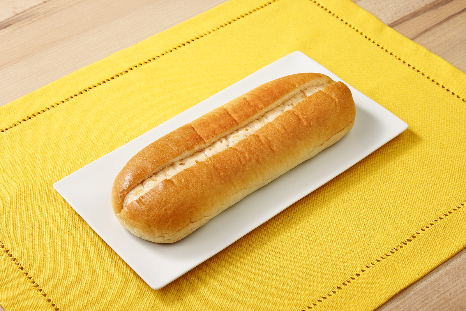 「ずっしり！つぶつぶ粒ピーナッツサンド」（225円）