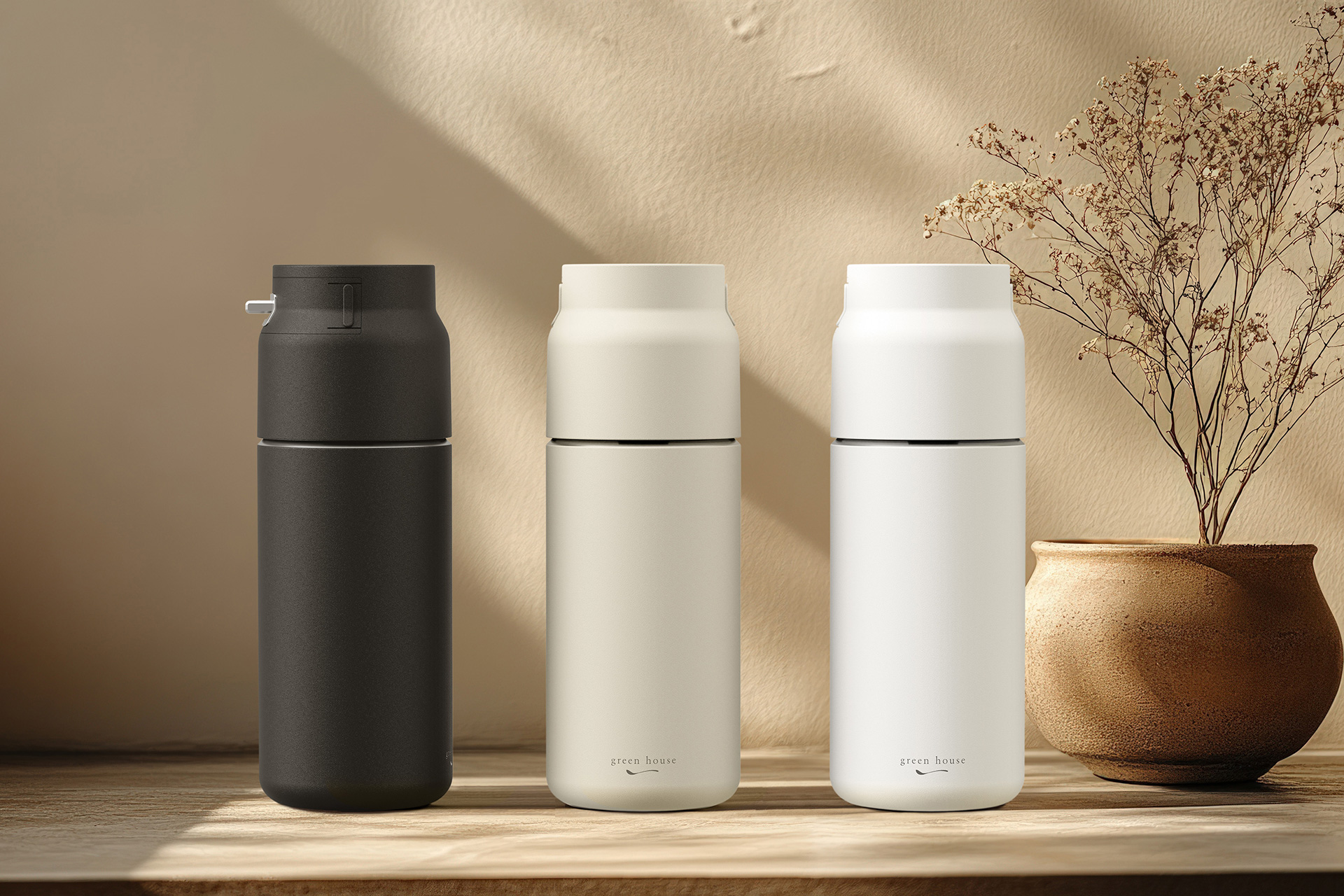 カラーはブラック、ホワイト、ベージュ