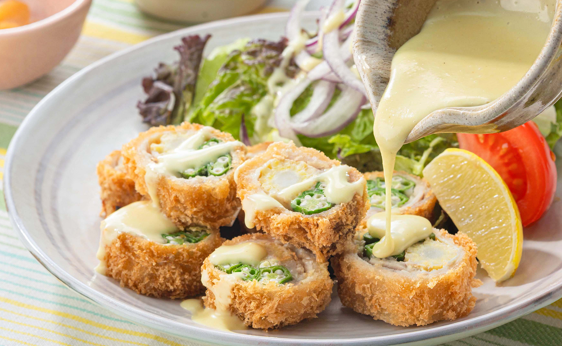 豚ロースの夏野菜巻き～南国風マヨソース～