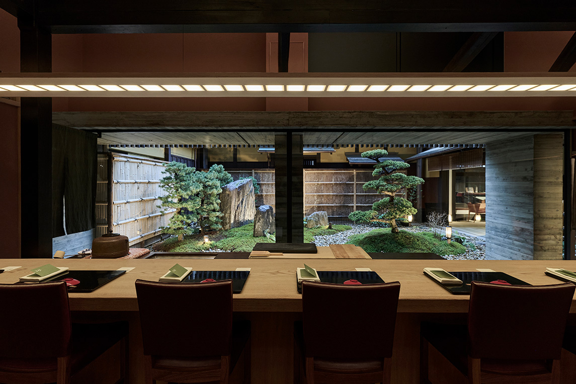 「割烹 いずみ」