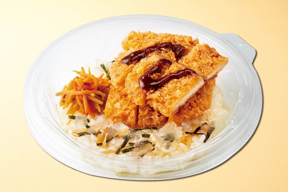 「冷やしタルタルのり弁当」（646円）