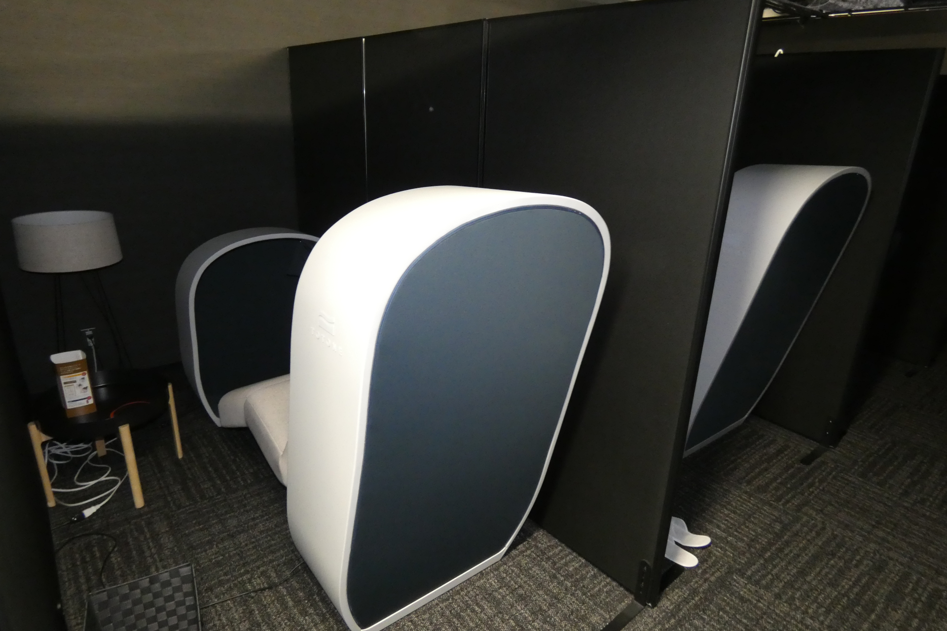 3階の睡眠カフェには標準仕様のものが2台設置されている