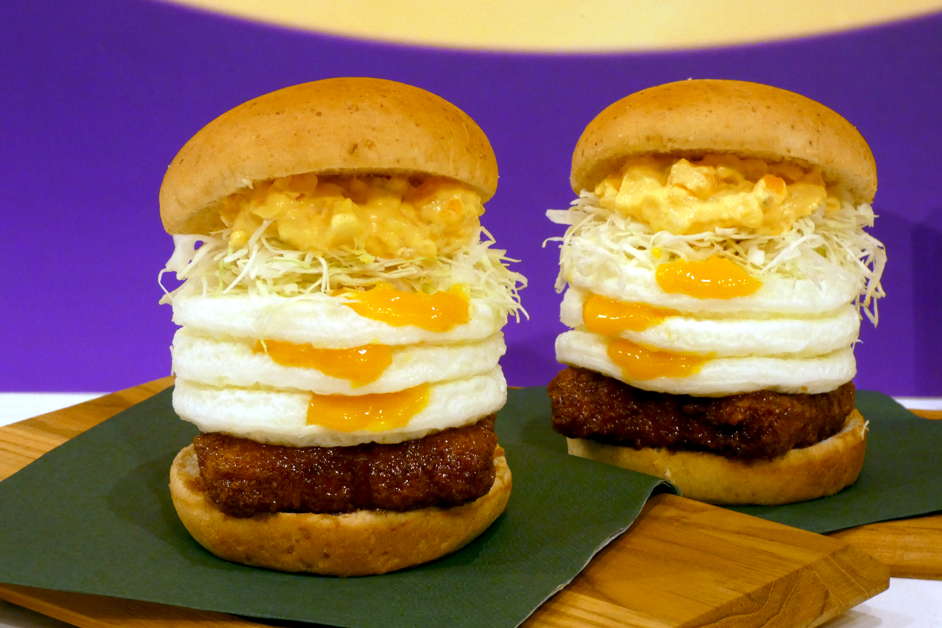 トリプル月見バーガー