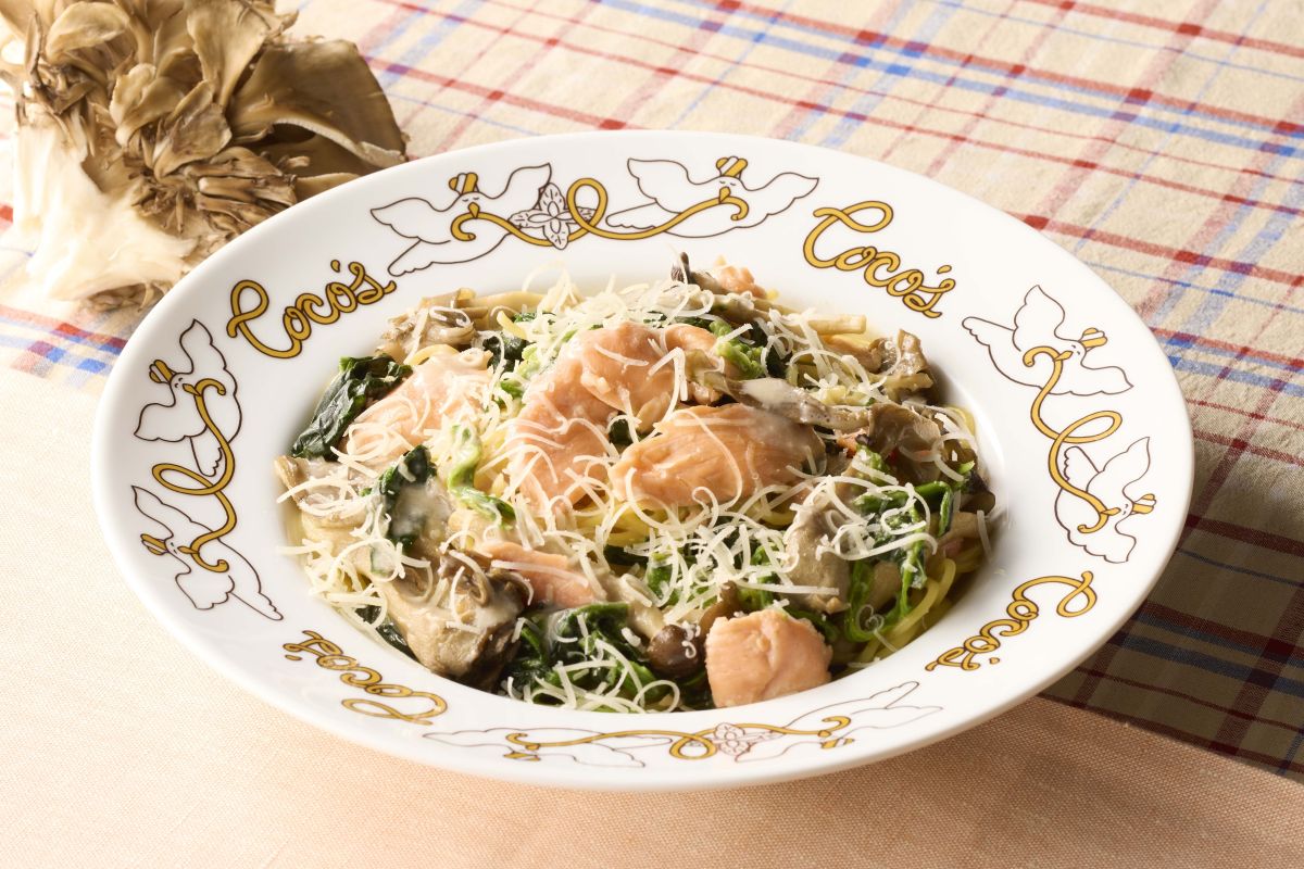 ～トリュフ香る～サーモンときのこのクリームパスタ