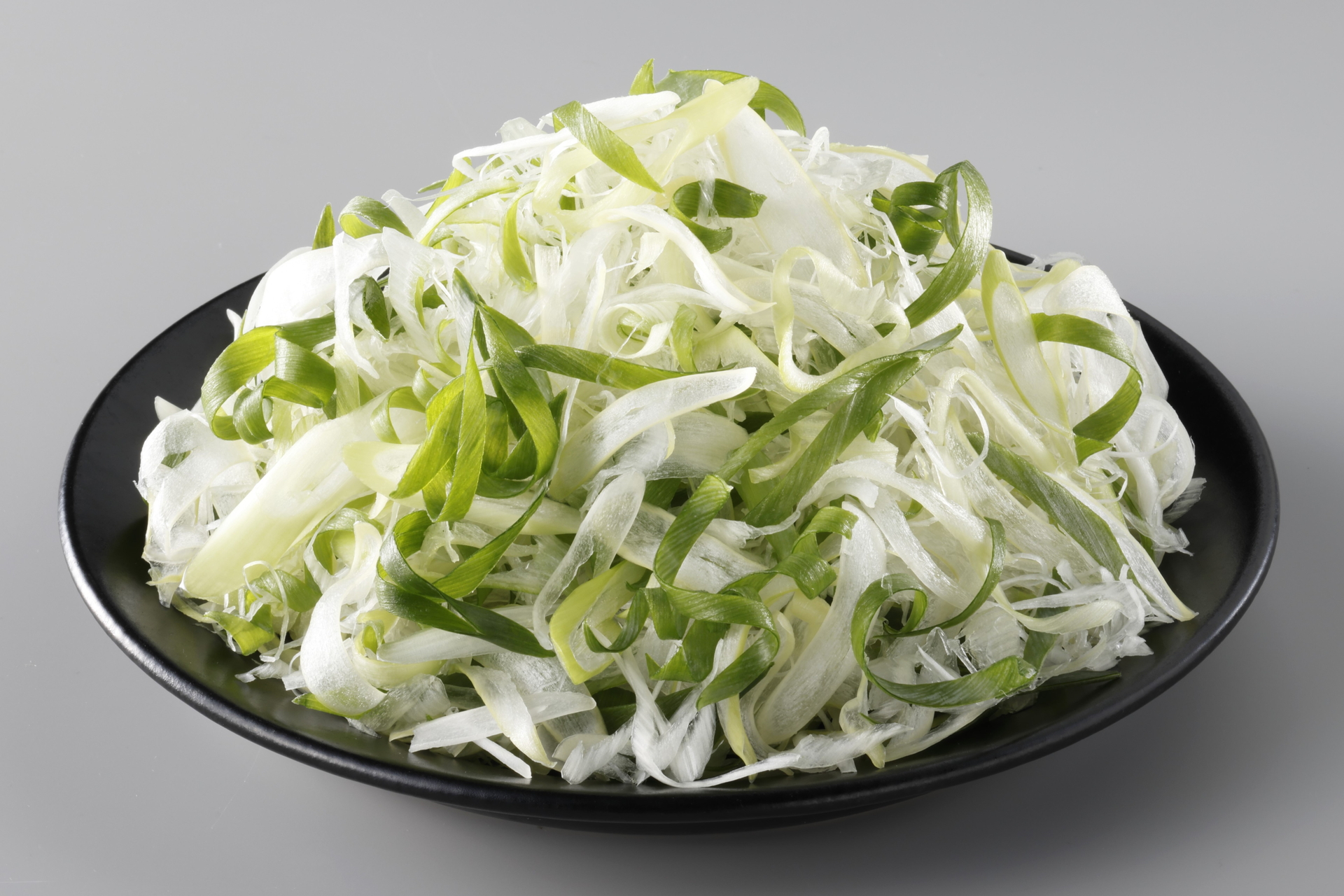 “しゃぶしゃぶ専用カット”の九条ねぎ・洒落ねぎの「旬の葱盛り」