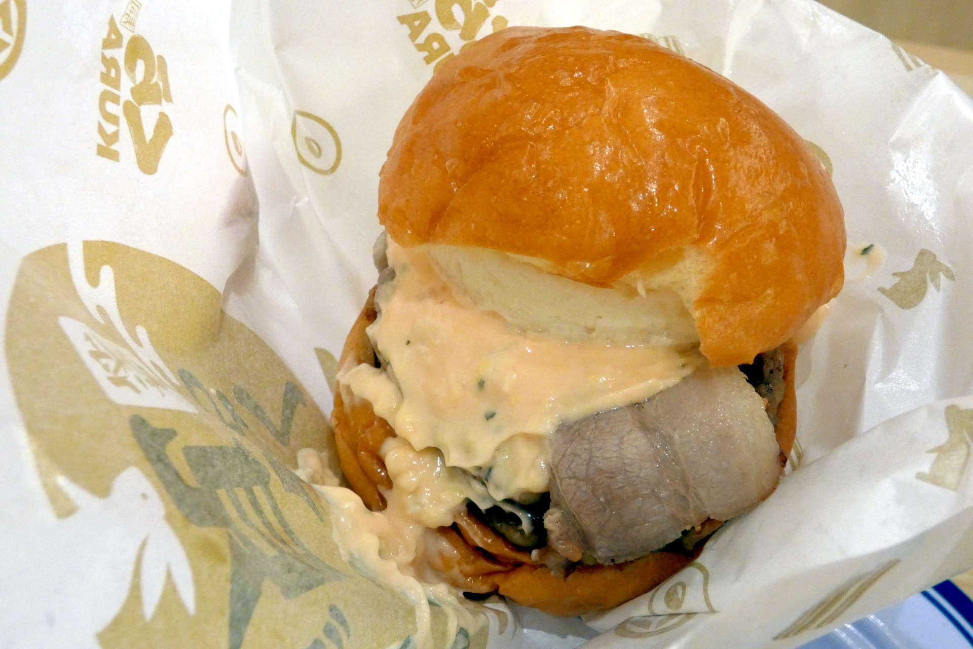 【無添】くら月見バーガー