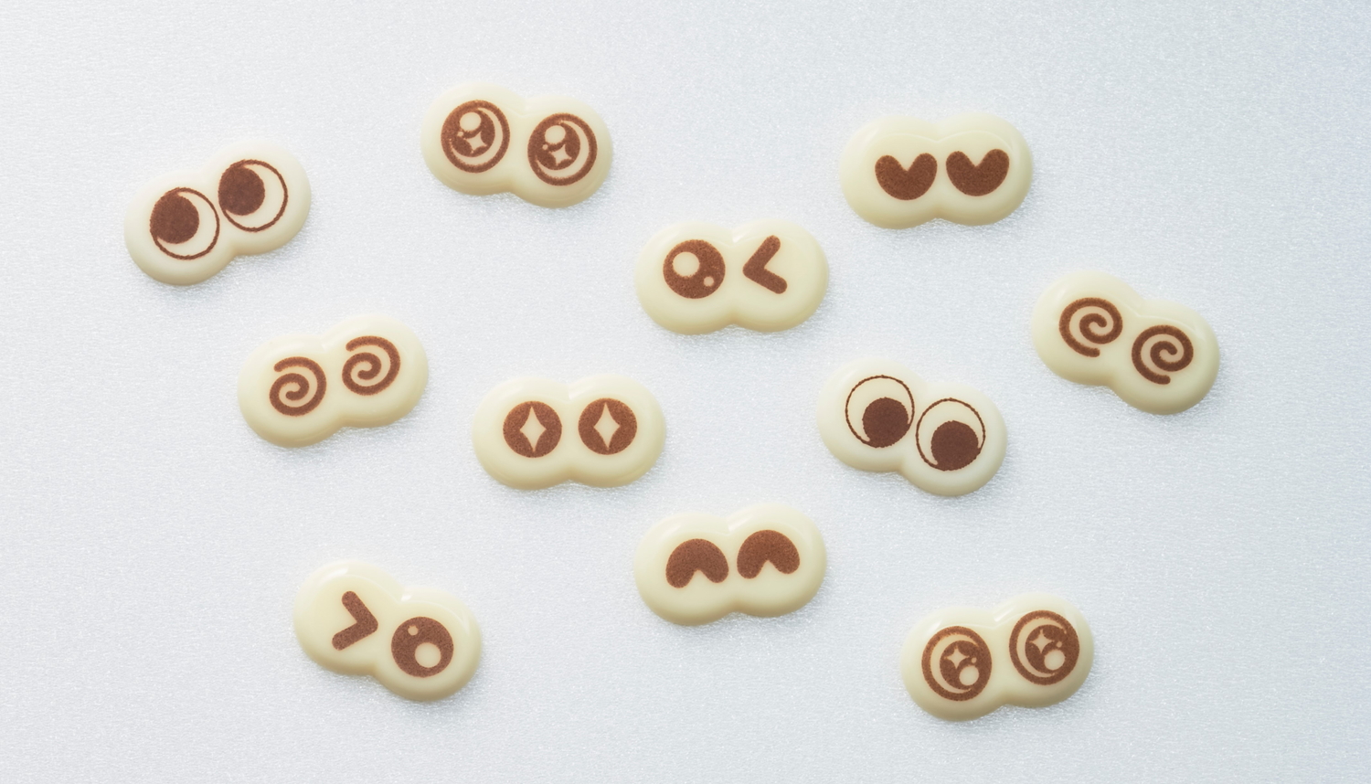 11種類のデザインの「ポン・デ・チョコデビル」のチョコの目