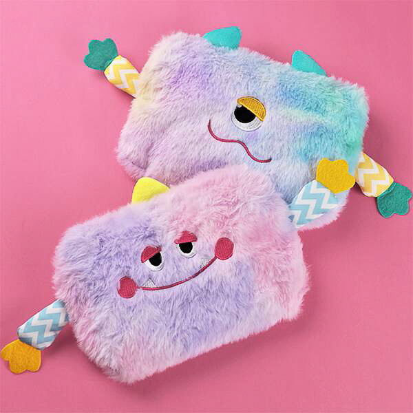 カルディコーヒーファーム「モンスターポーチ」