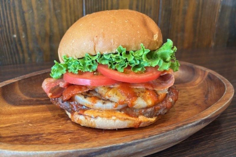 スパイシーシラチャーバーガー