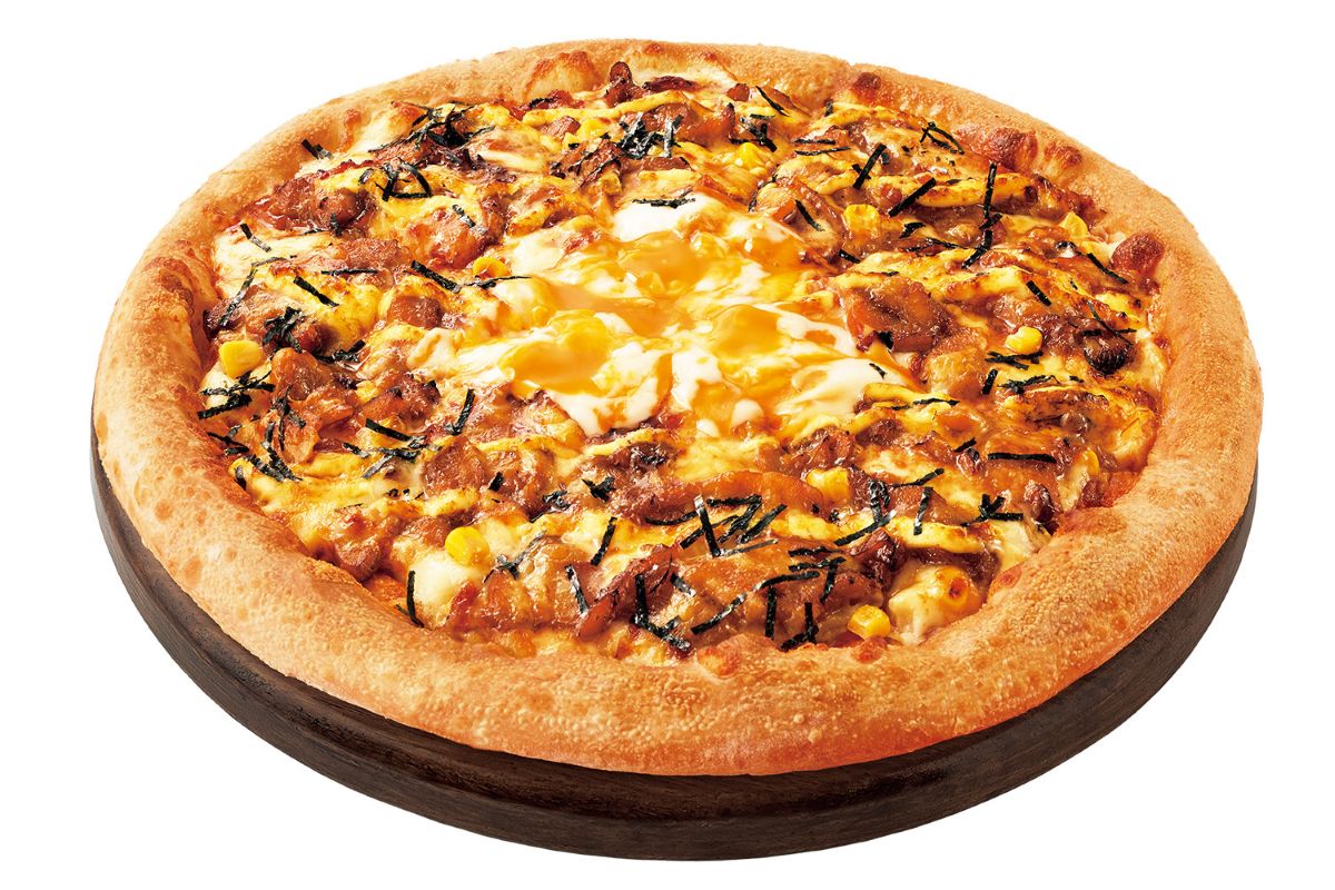 マヨチキ月見ピザ