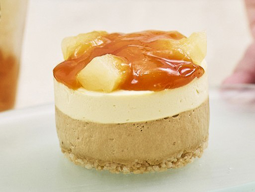 「洋なしとキャラメルの紅茶ケーキ」（店内 530円/テイクアウト 520円）