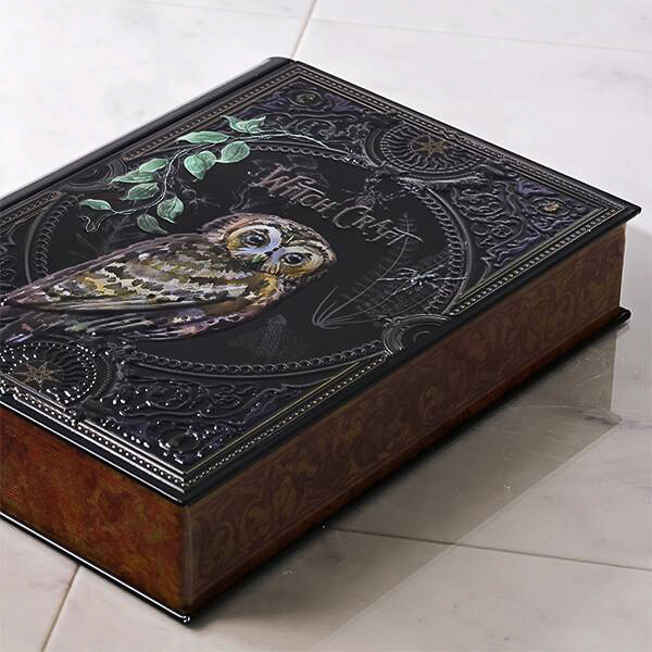 カルディコーヒーファーム「魔法辞書クッキー缶」