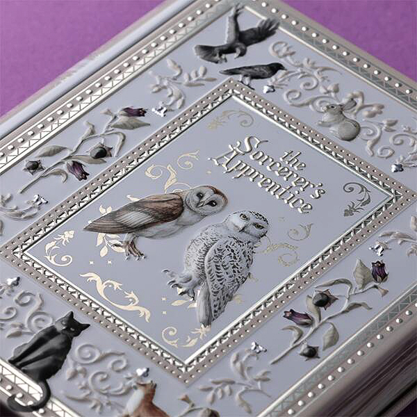 「魔法使いの弟子のための魔法辞書」（ホワイト）