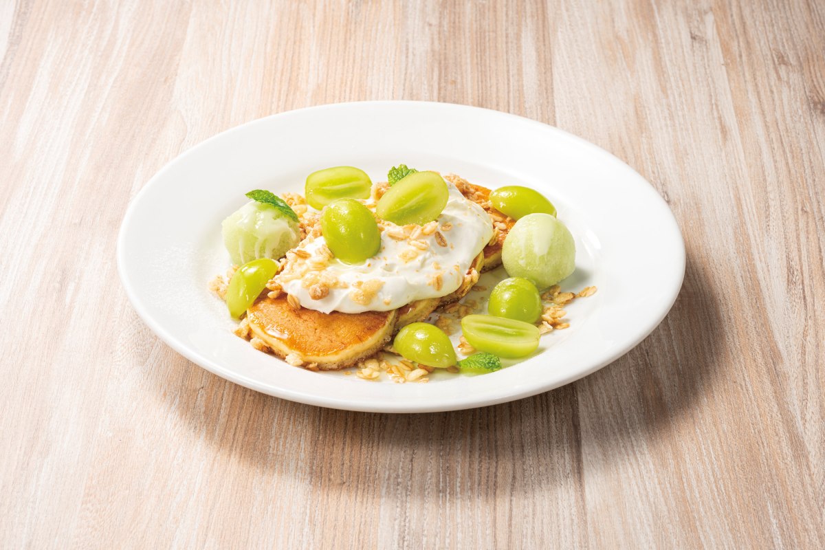 ガーデンパンケーキ～シャインマスカット