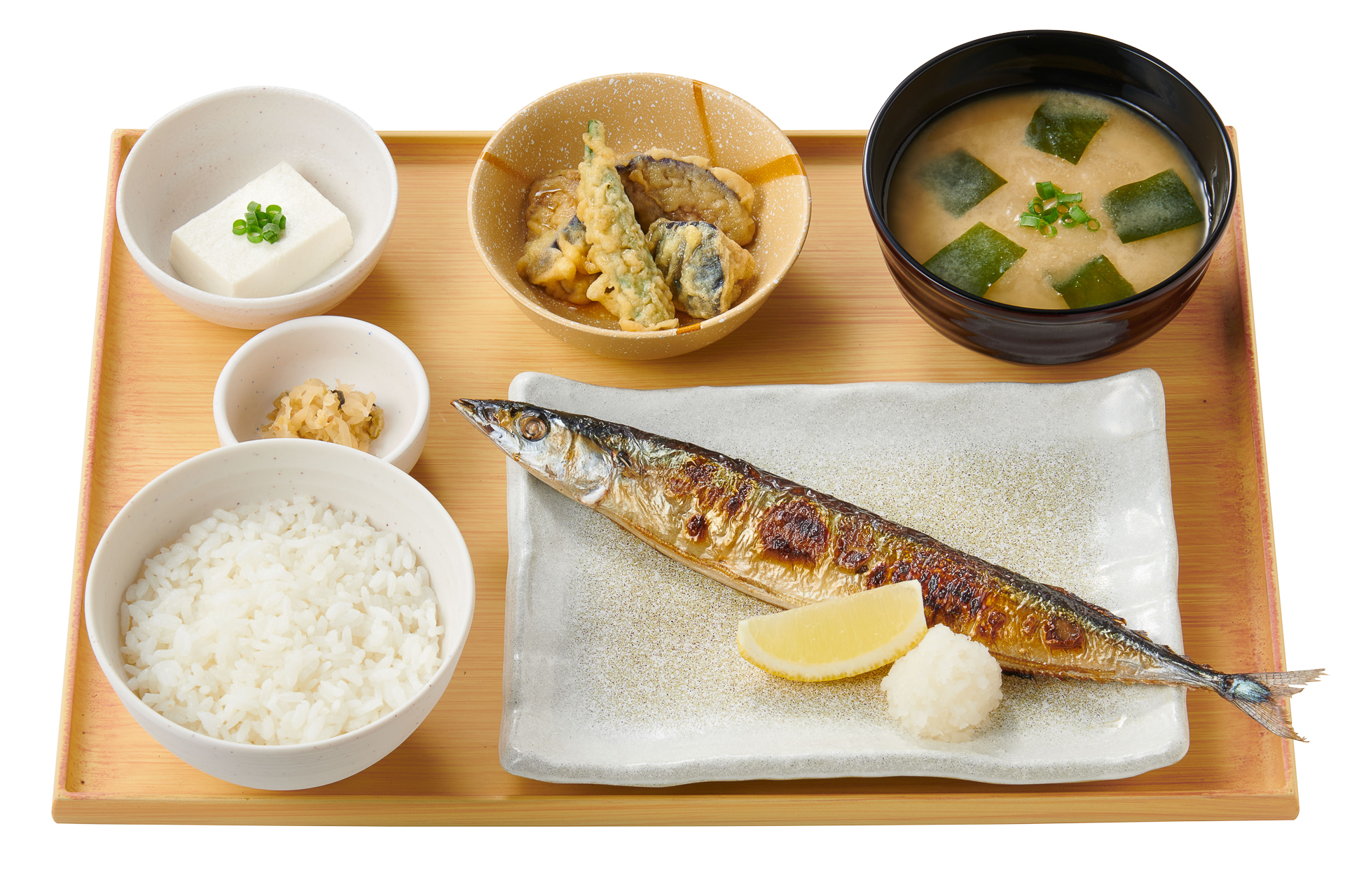 「【揚げ出し茄子小鉢付】さんまの塩焼定食」（1,190円）