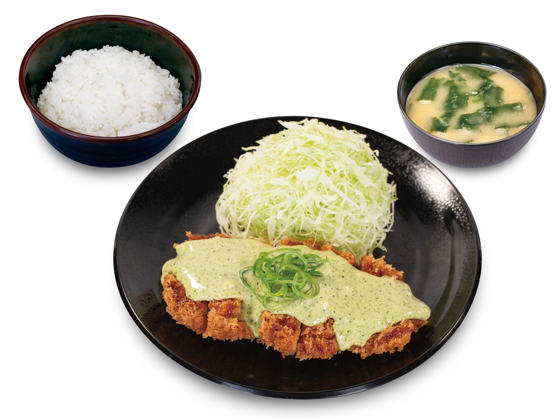 松のや「バジルタルタルチキンかつ定食」（890円）