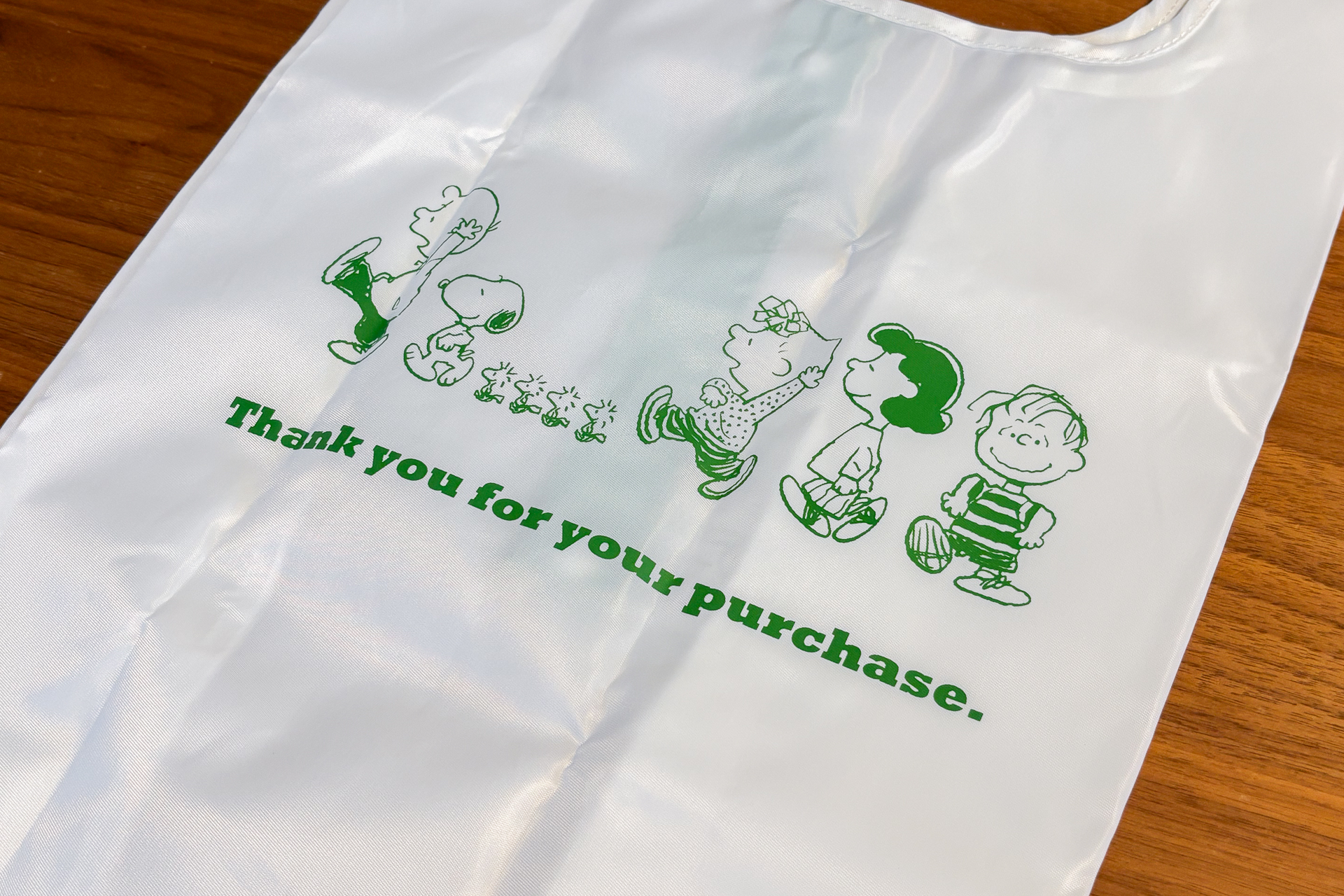 スヌーピーたちがかわいくデザインされています