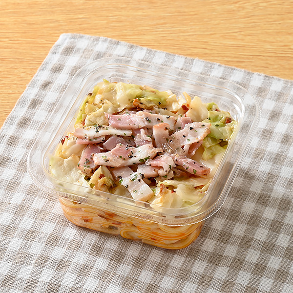 「ベーコンとキャベツの辛旨レッドペペロンチーノ」（268円）