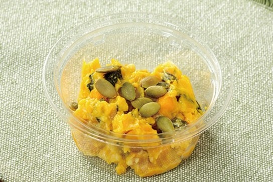 南瓜とナッツのメープルサラダ