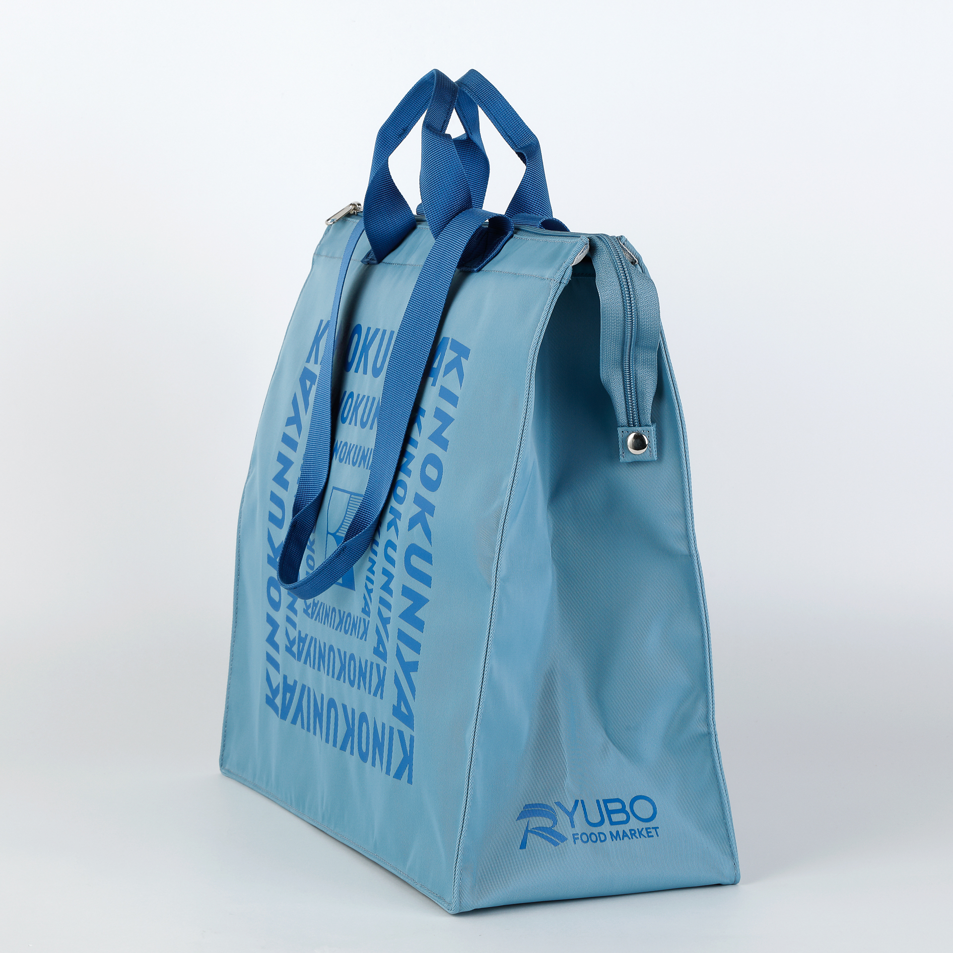 サイドには「RYUBO」の文字をデザイン