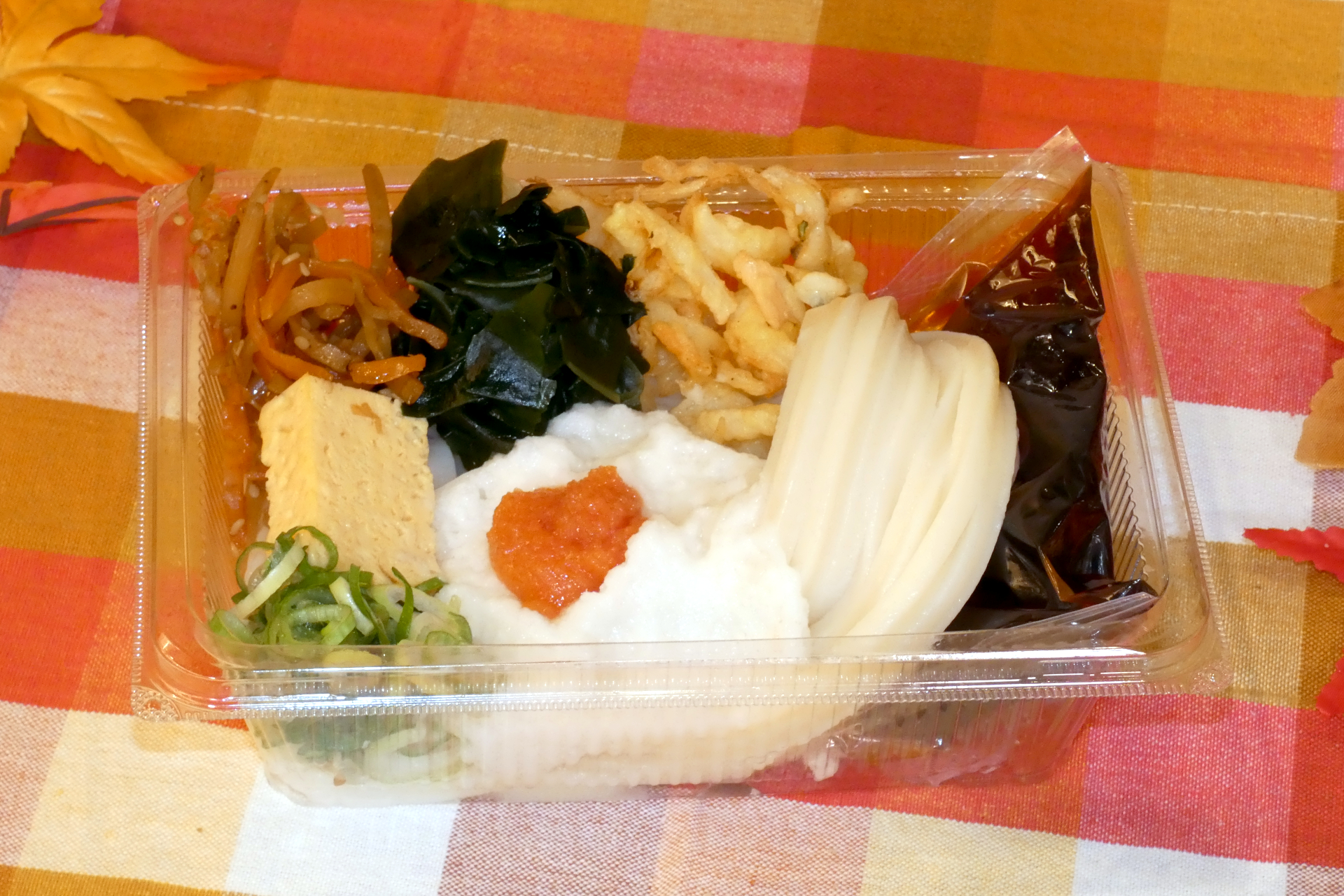 明太とろろうどん弁当