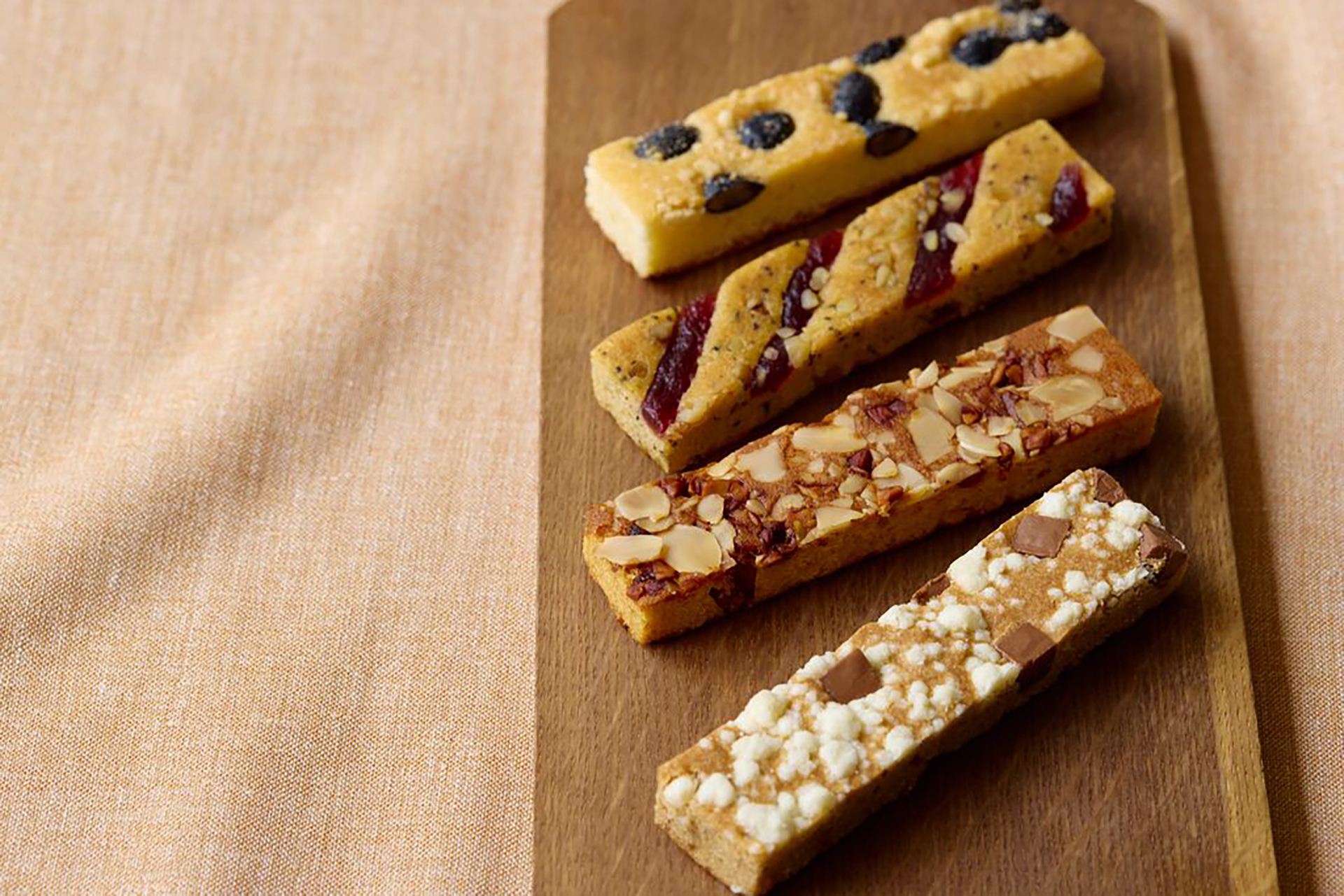 無印良品「不揃い チーズケーキ」