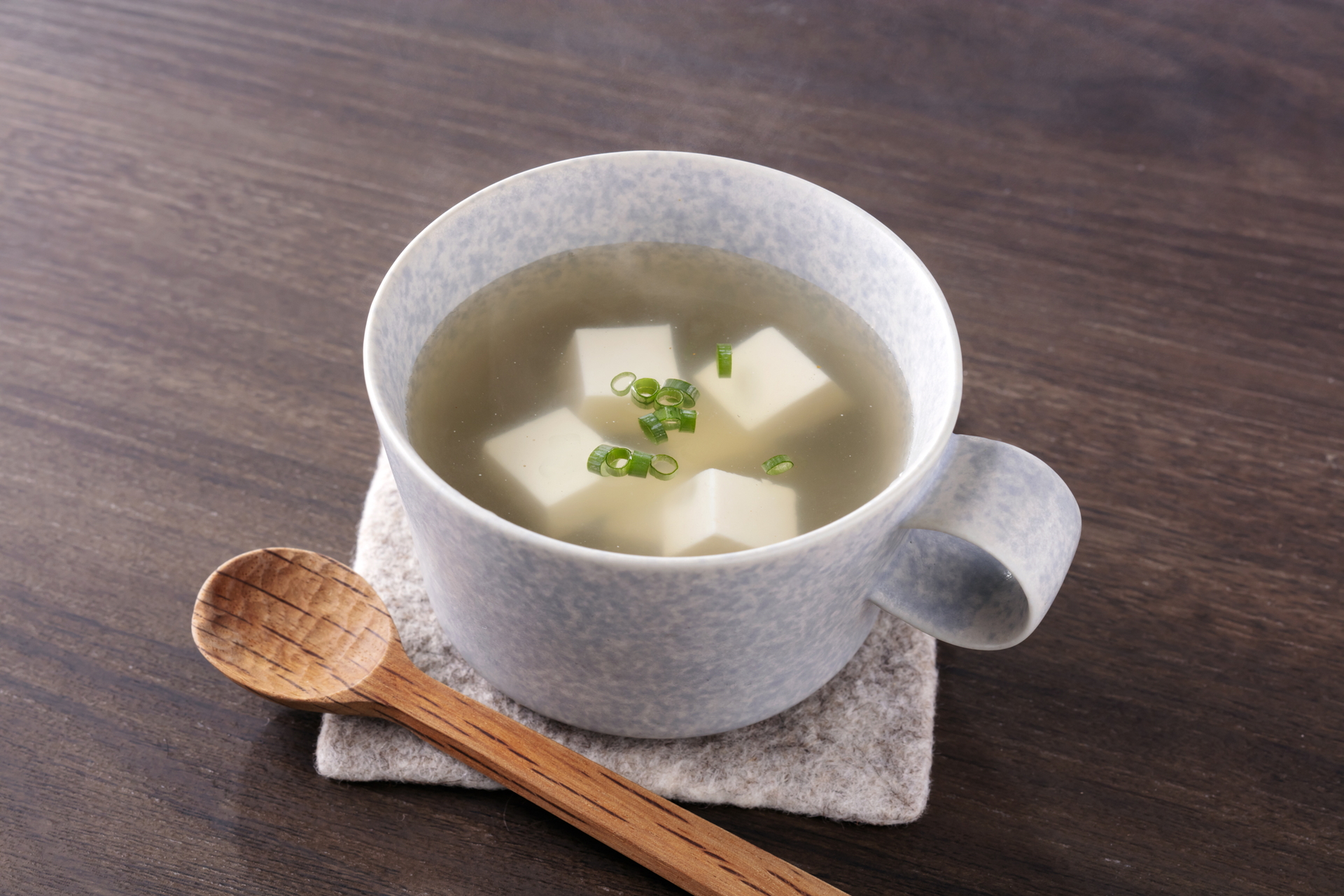 炊き込みご飯や煮物、だし巻き卵、お吸い物、茶碗蒸しなどに